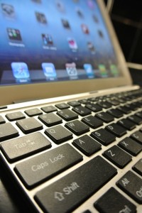 £12 iPad Bluetooth Keyboard