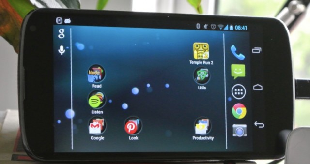 Nexus 4 Landscape Homescreen