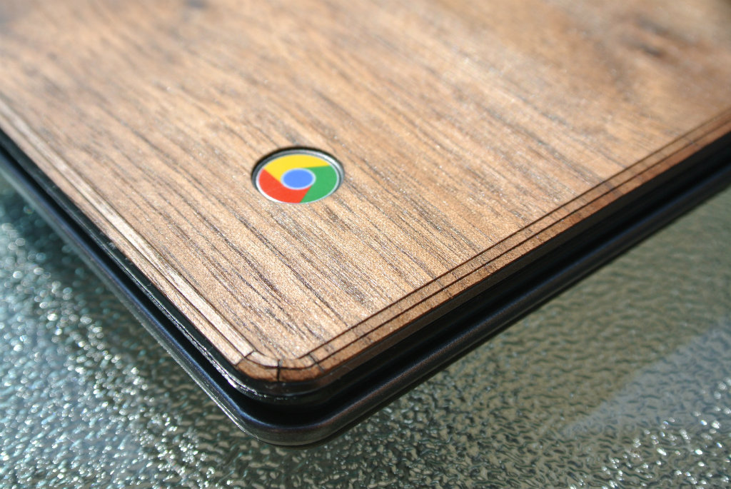 Add a wooden finish to your Acer C720 Chromebook - main